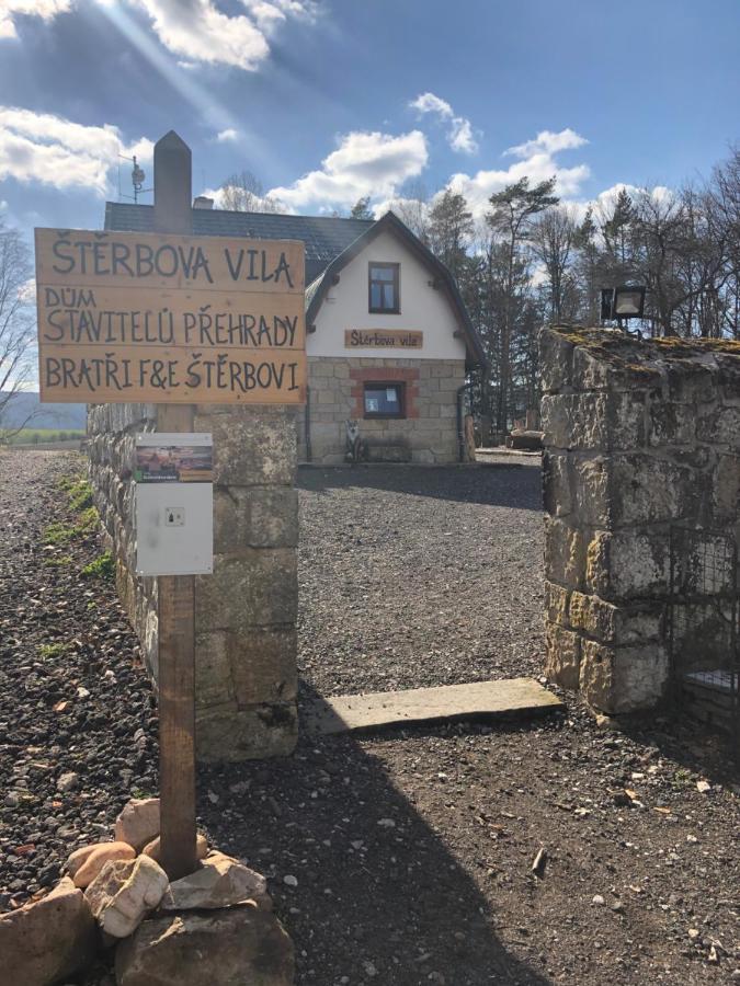 Penzion Sterbova Vila Hotel Bila Tremesna Luaran gambar